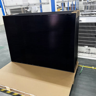 Painéis solares fotovoltaicos bifaciais de 415W de alto desempenho